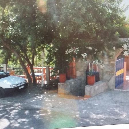 Auberge Bab Imouzer Tagherat Anekrim Exterior foto